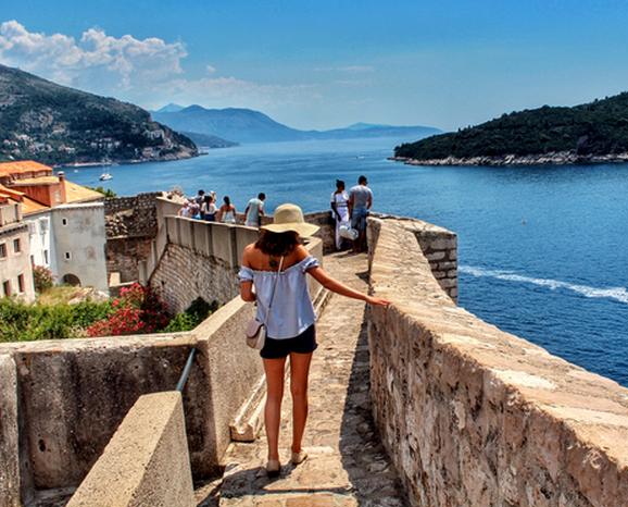 Dubrovnik city walls tour
