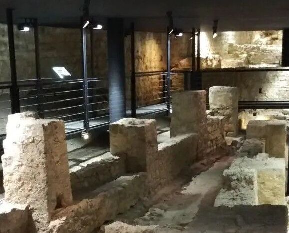 Minceta secret tunnels